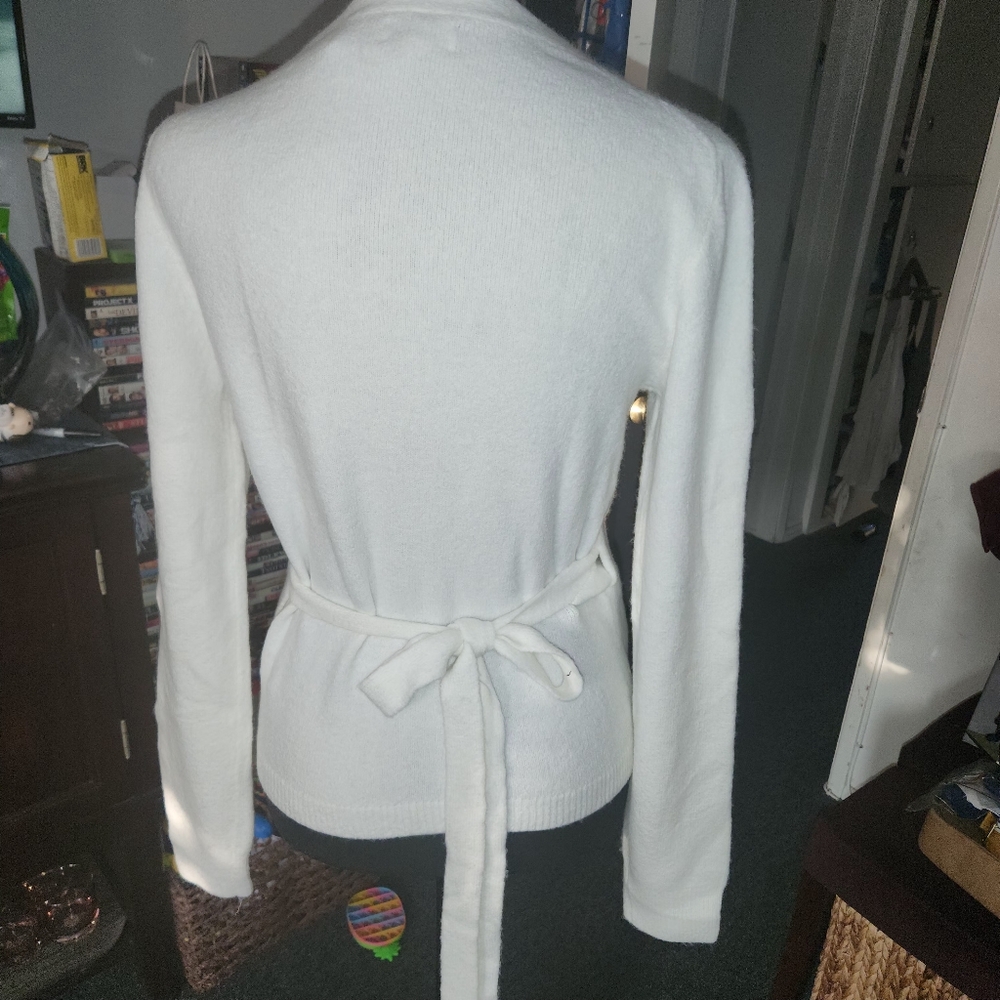 Wrap sweater - Picture 2 of 5